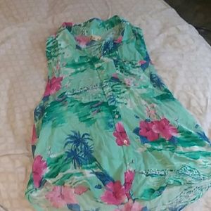 Large Hollister Button up Top Sleeveless